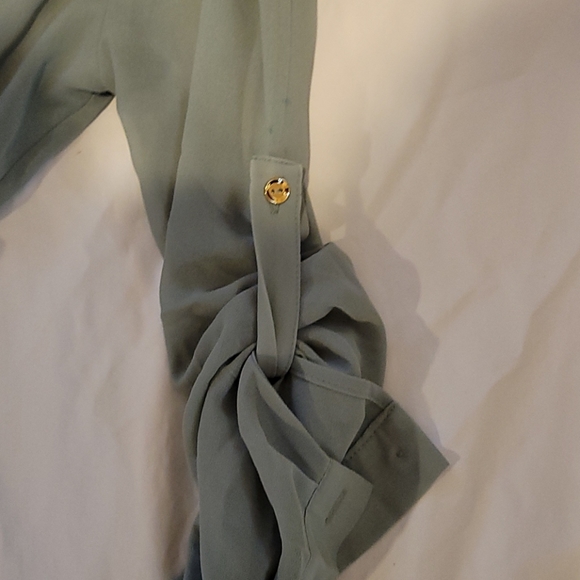 Office dress. Super cute and also professional. - Picture 4 of 4